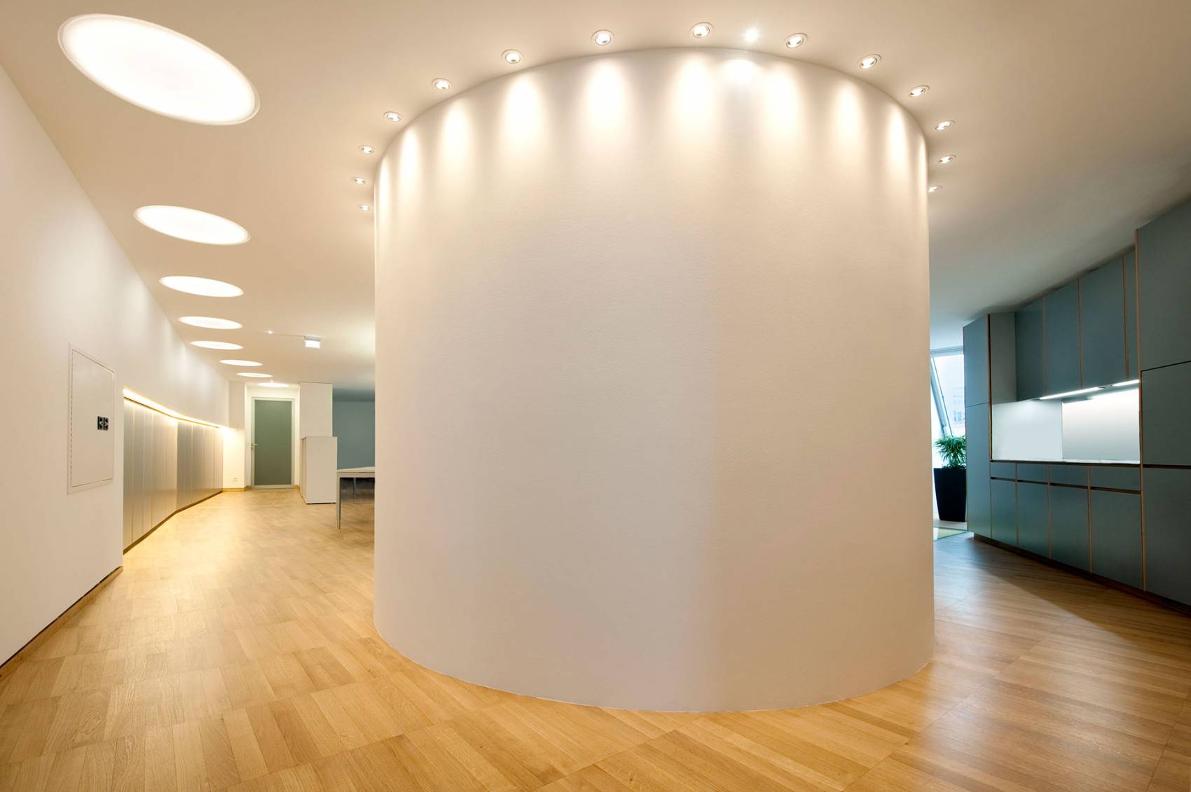 Strauchgasse-Säule-Innenansicht